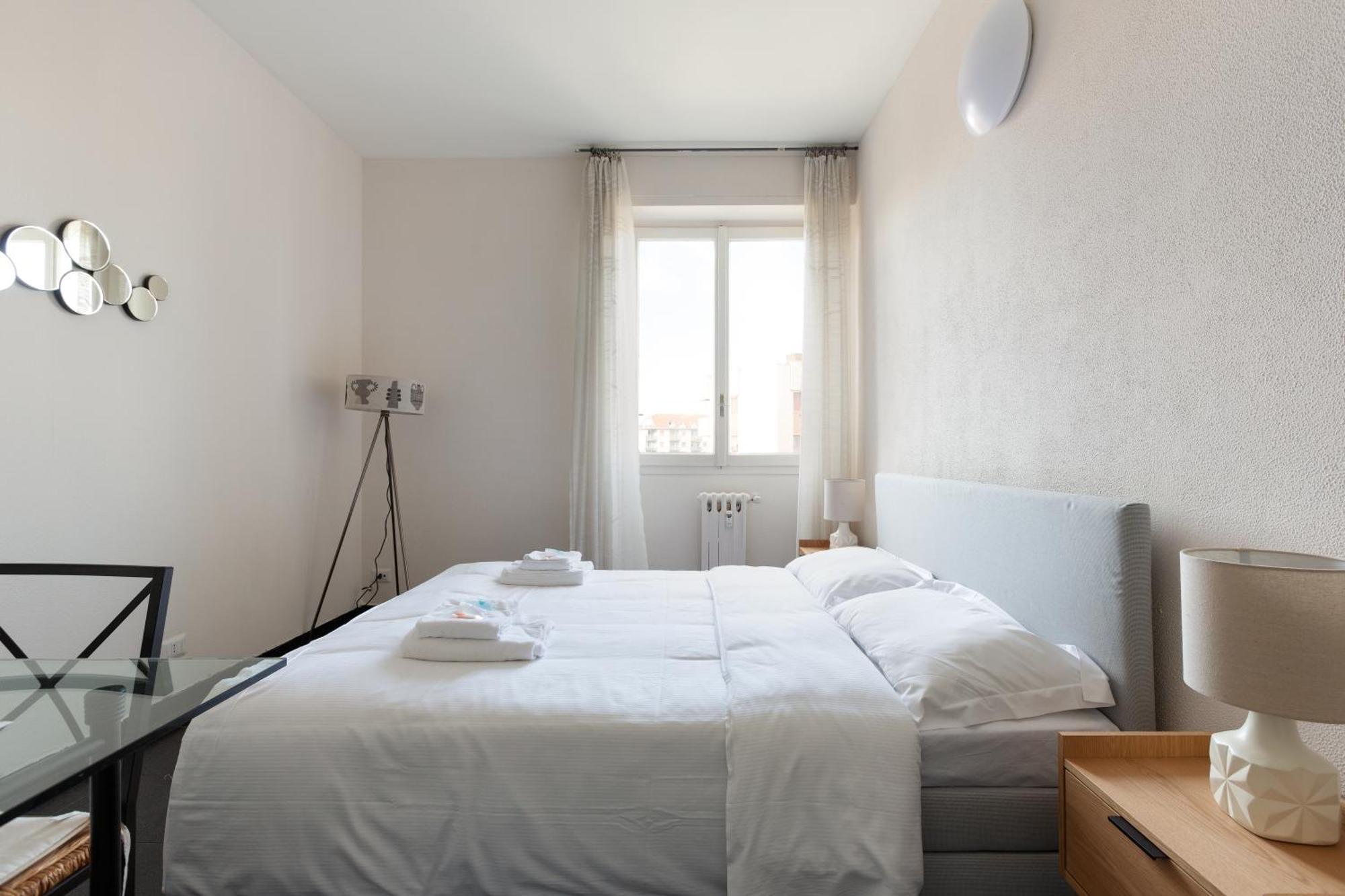 Corvetto M3 - Comfy Apt. With Balcony! Milaan Buitenkant foto