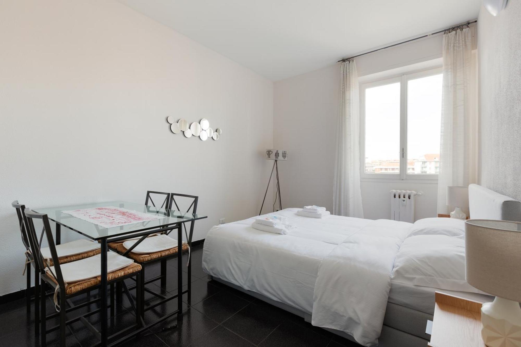 Corvetto M3 - Comfy Apt. With Balcony! Milaan Buitenkant foto